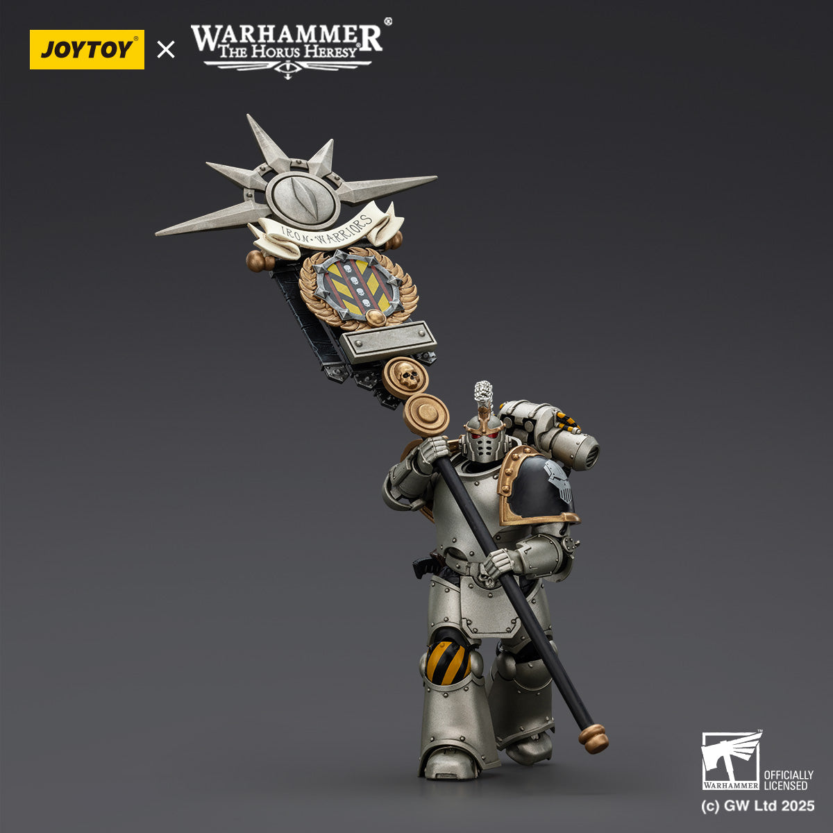 Iron Warriors Command Squad Chosen with Legion Standard