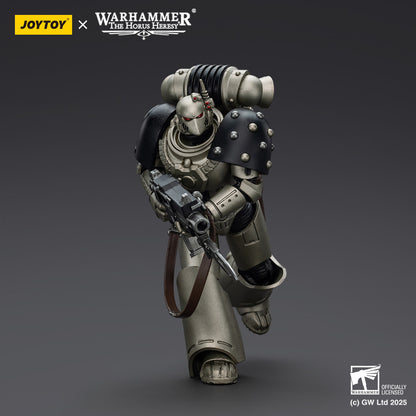 Iron WarriorsMKVI Tactical Sergeant with Power Sword and Plasma Pistol