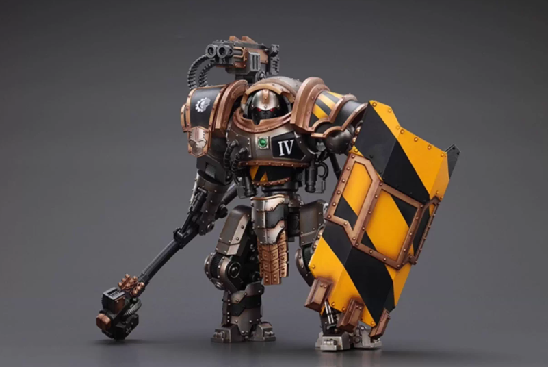 Pre-order Iron Warriors Iron Circle Domitar-Ferrum Class Battle-automata  with Karceri Battle Shield and Graviton Crusher