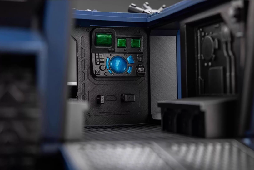 Pre-order Ultramarines Razorback with twin lascannon